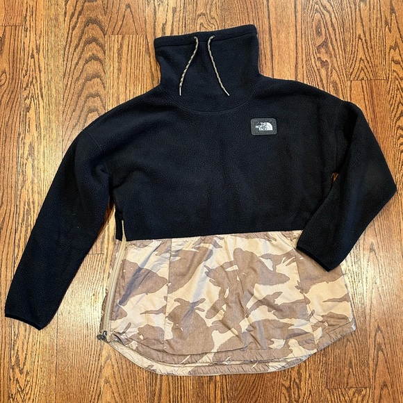 North Face Riit Pullover - Picture 1 of 5